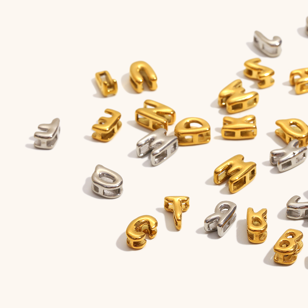 La.Muses 26 حرفًا مجوفًا من ال - مراجعة Jewelry Making In La وسعره