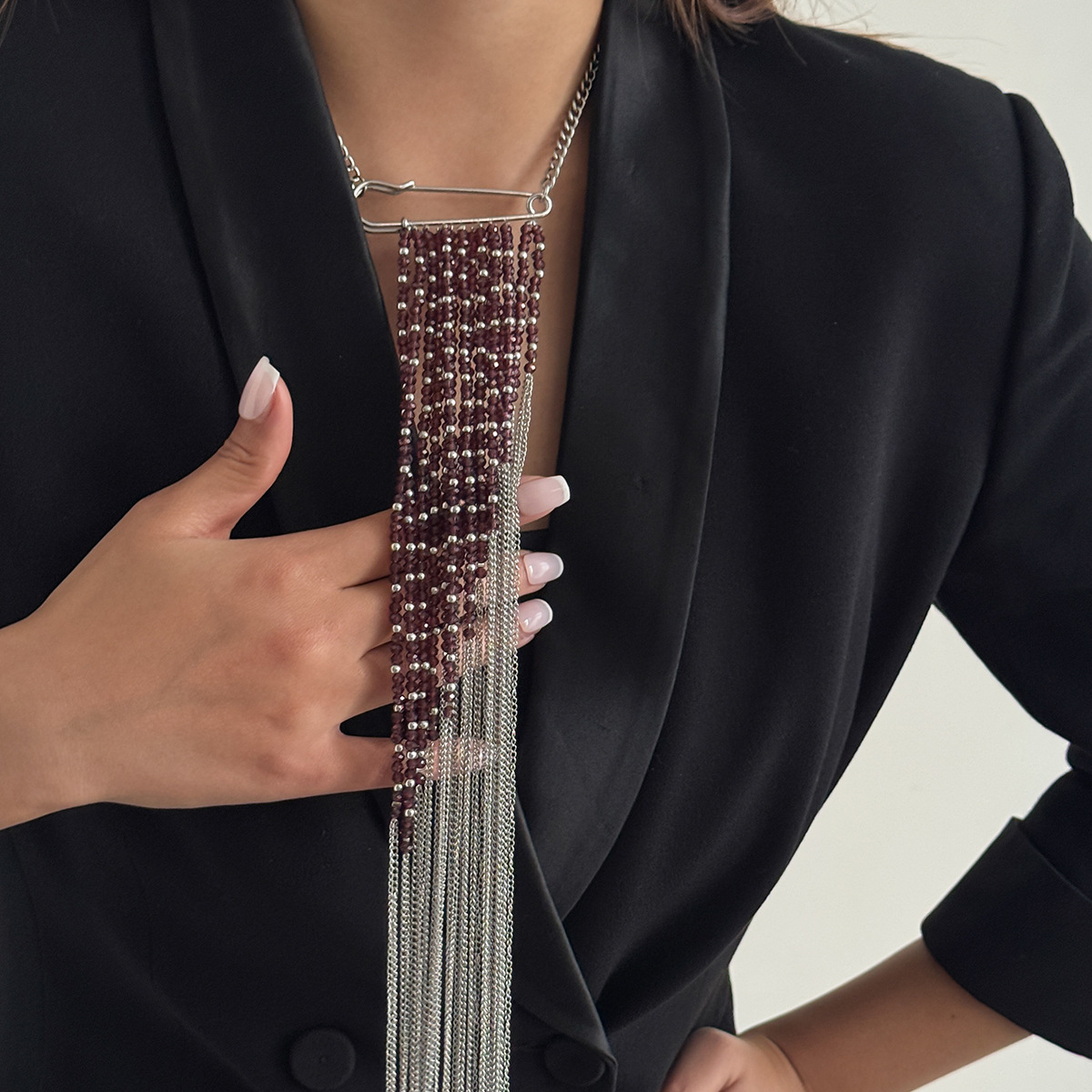بروش سلسلة بشرابة بلون فضي، إك - مراجعة Jewelry Making Adults وسعره